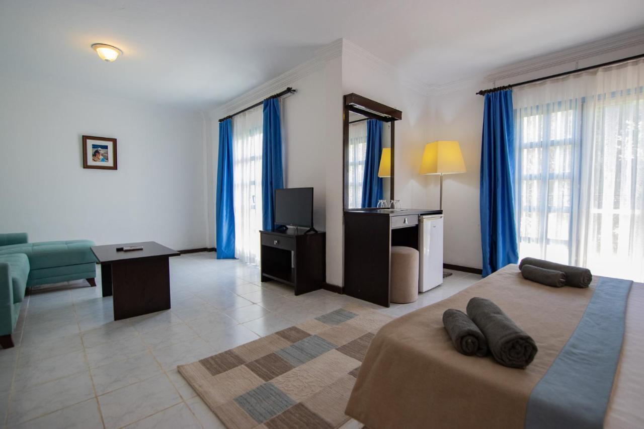 Ladonia Hotels Zemda Guemuesluek Bagian luar foto