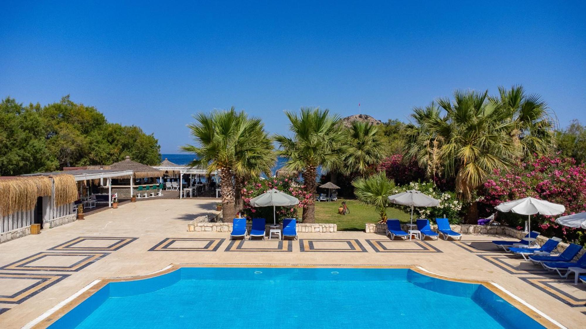 Ladonia Hotels Zemda Guemuesluek Bagian luar foto