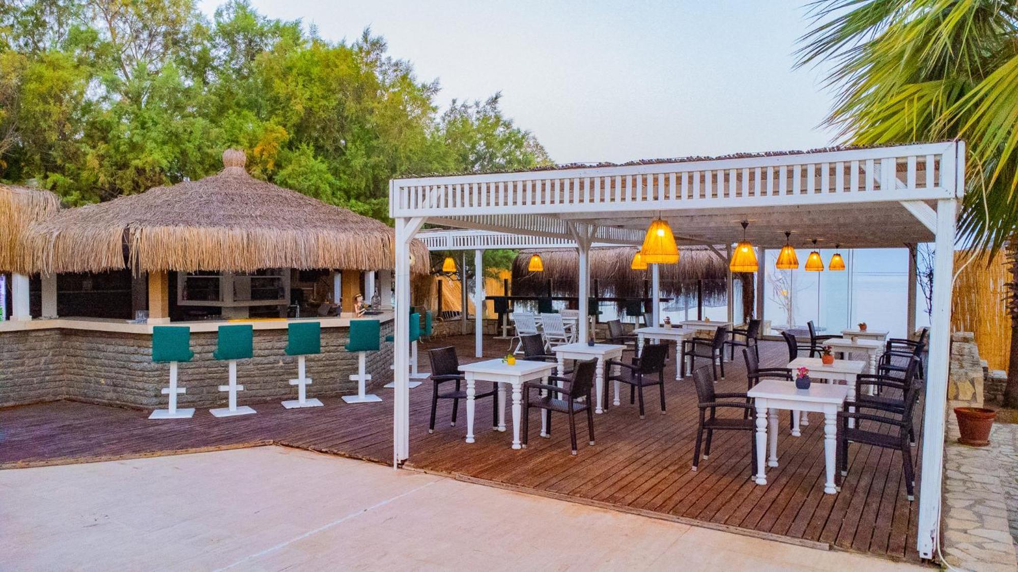 Ladonia Hotels Zemda Guemuesluek Bagian luar foto