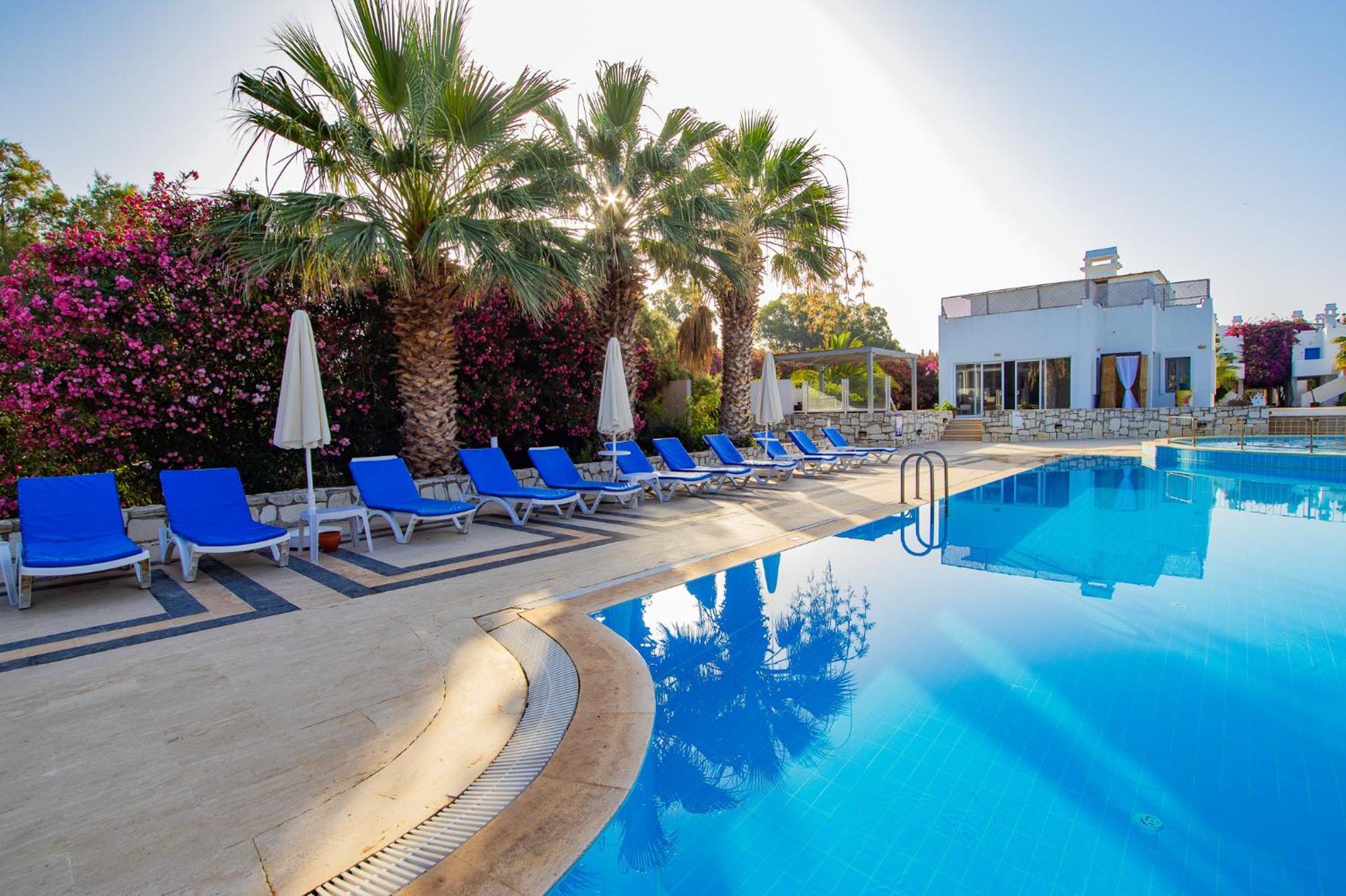 Ladonia Hotels Zemda Guemuesluek Bagian luar foto