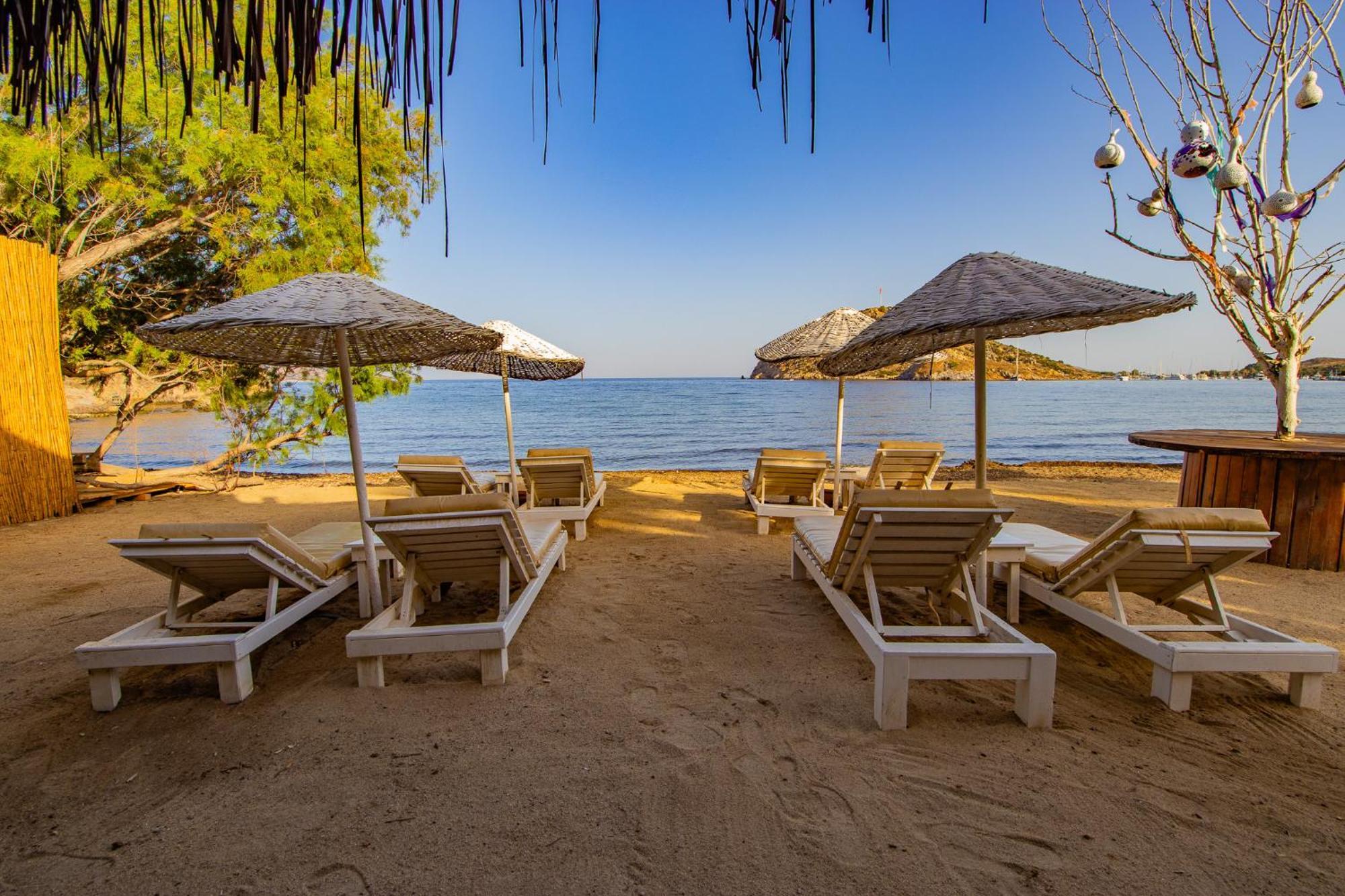Ladonia Hotels Zemda Guemuesluek Bagian luar foto