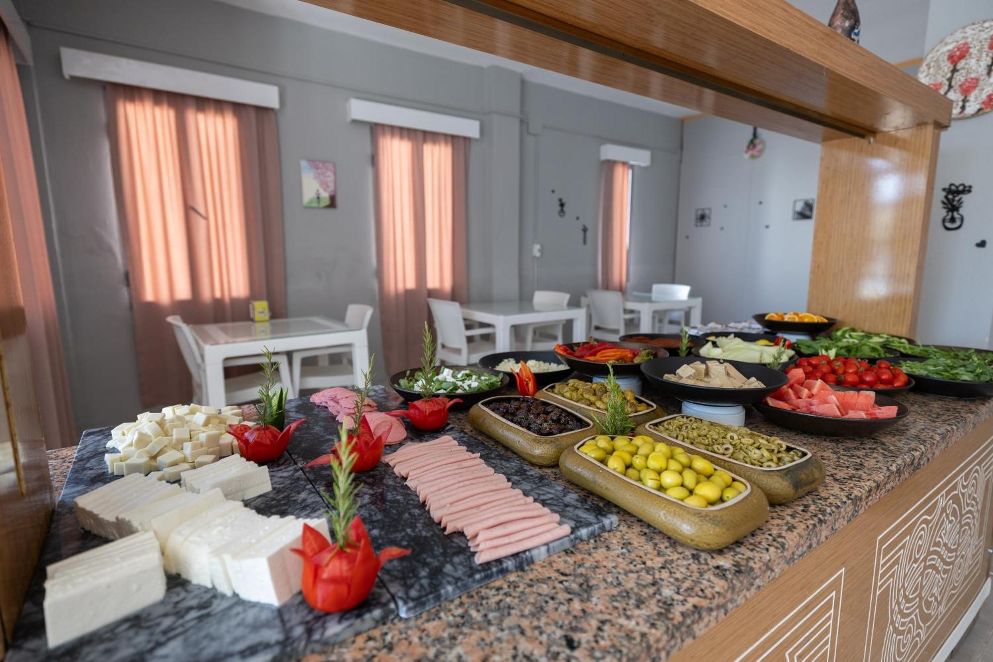 Ladonia Hotels Zemda Guemuesluek Bagian luar foto