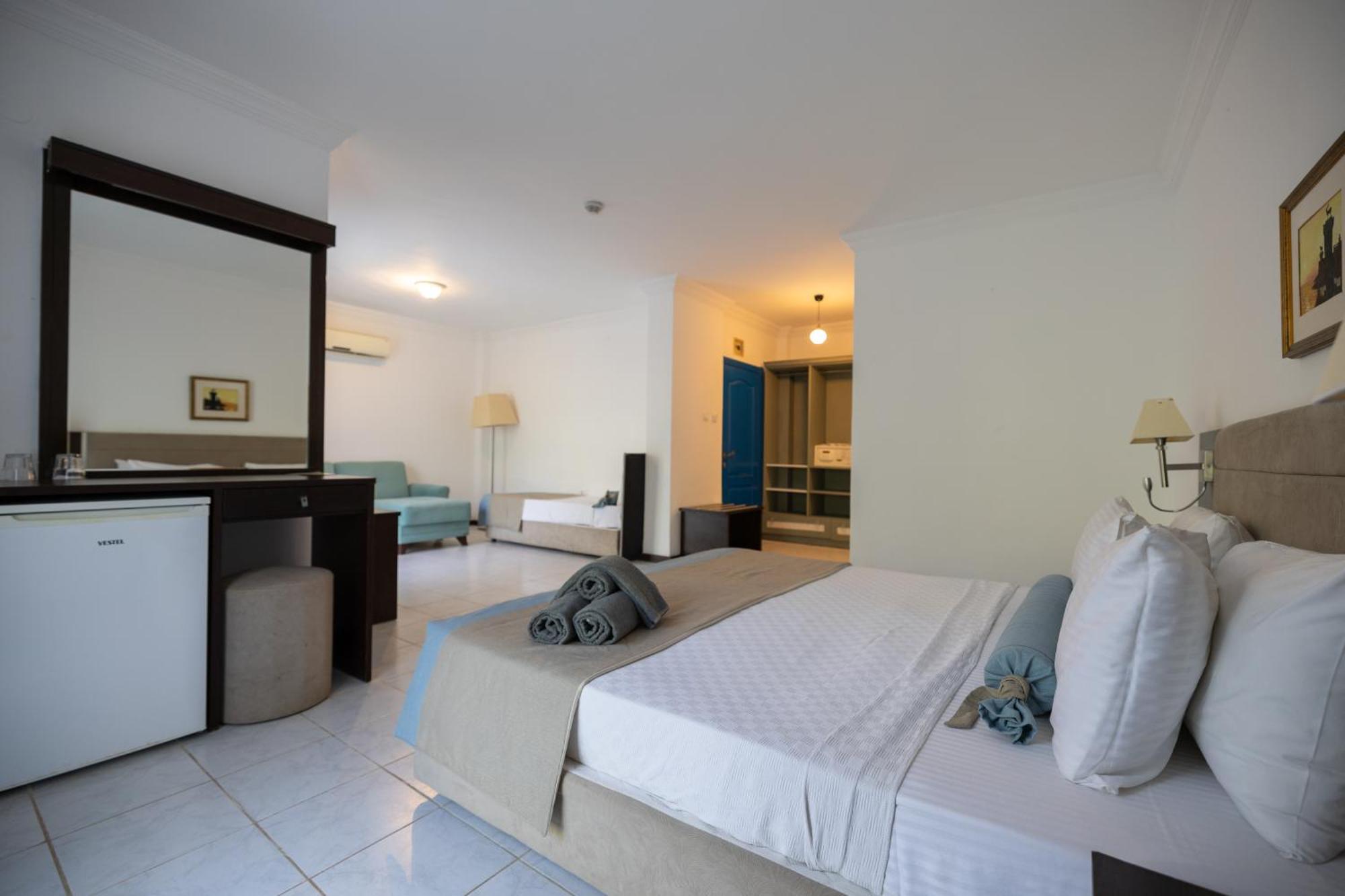 Ladonia Hotels Zemda Guemuesluek Bagian luar foto