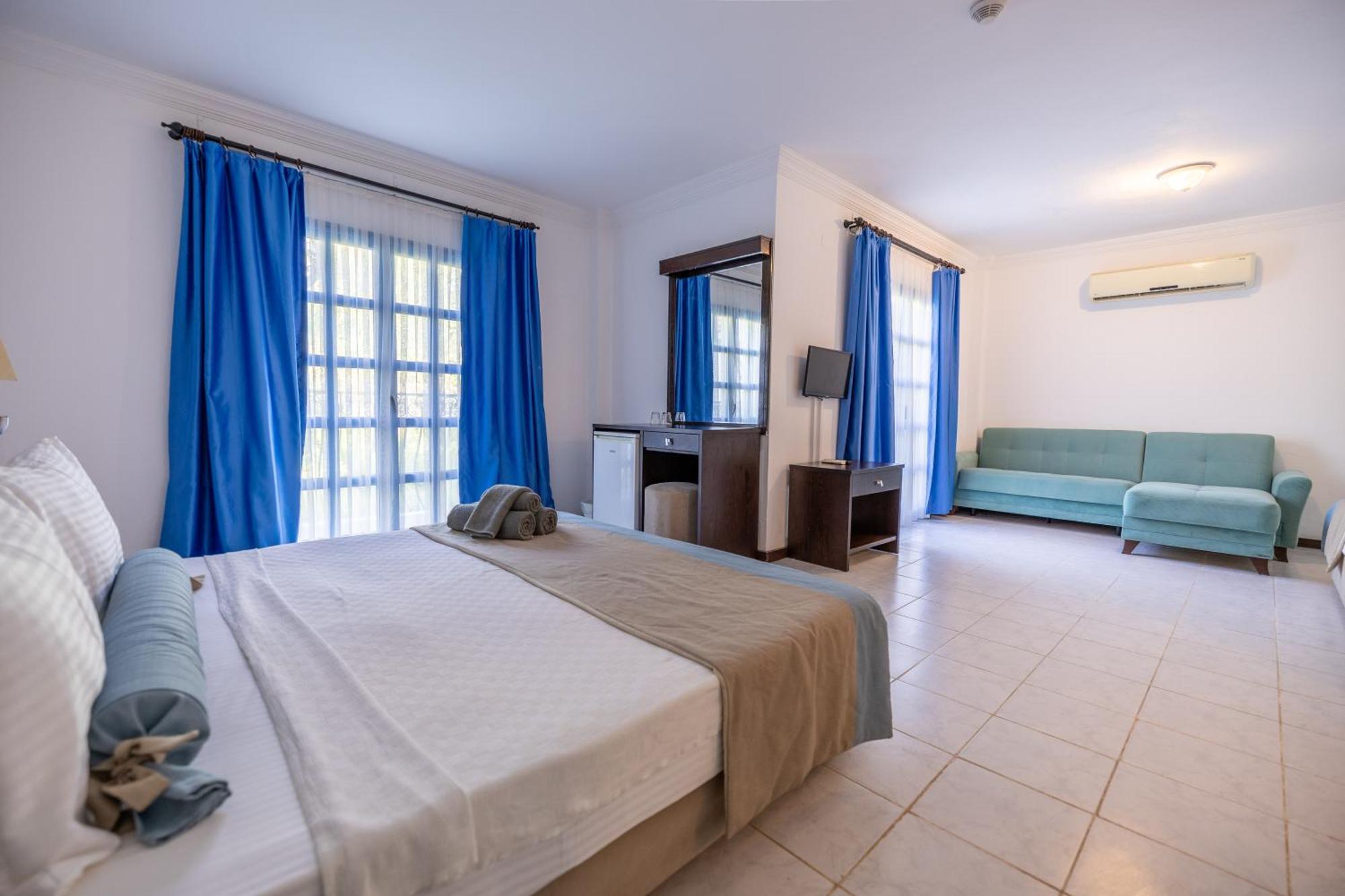Ladonia Hotels Zemda Guemuesluek Bagian luar foto